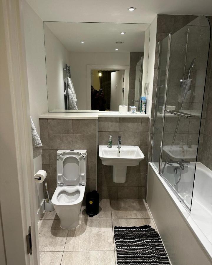 باركنغ Luxury 2 Bedrooms Apartment المظهر الخارجي الصورة
